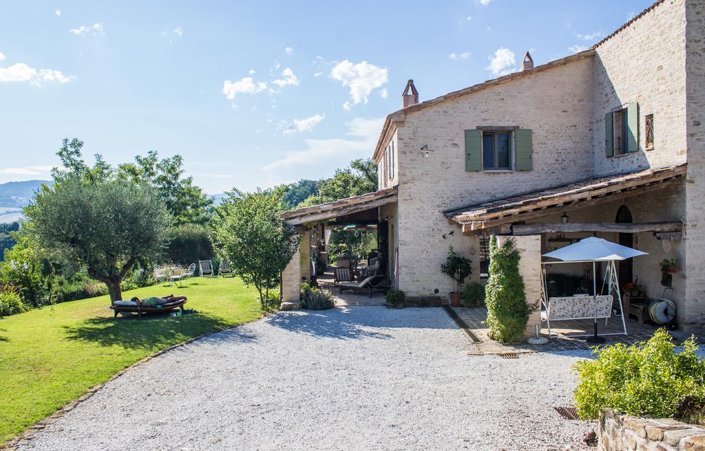 Bed and Breakfast Poggio Dei Prugnoli à Tavoleto Extérieur photo